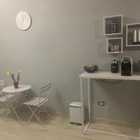 Le Stanze Di Dalia Bed & Breakfast Crotone Ngoại thất bức ảnh