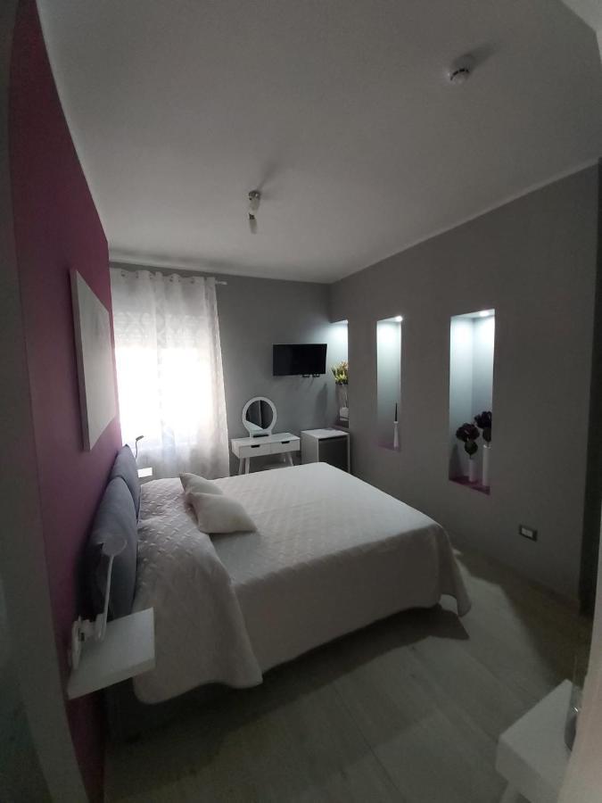 Le Stanze Di Dalia Bed & Breakfast Crotone Ngoại thất bức ảnh