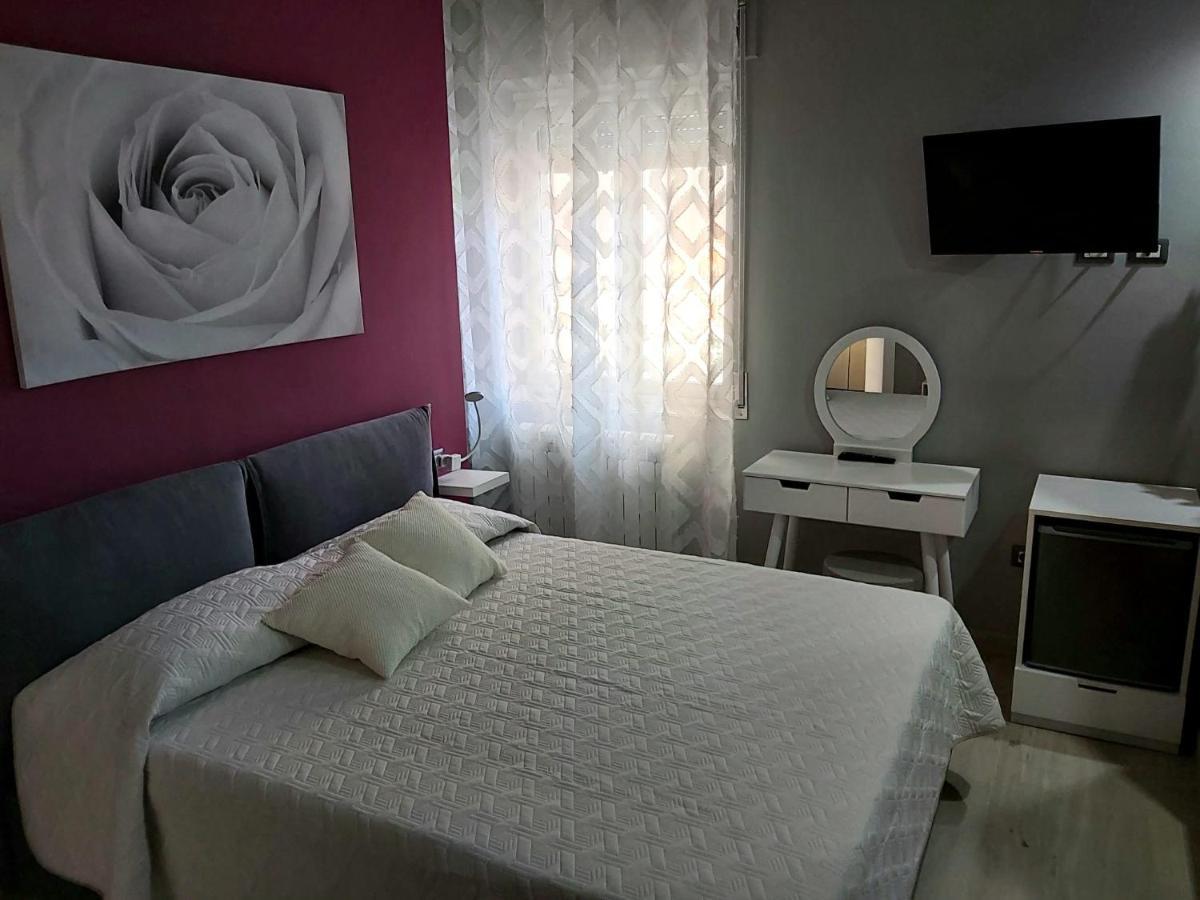 Le Stanze Di Dalia Bed & Breakfast Crotone Ngoại thất bức ảnh