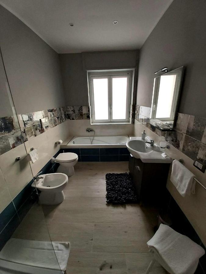Le Stanze Di Dalia Bed & Breakfast Crotone Ngoại thất bức ảnh
